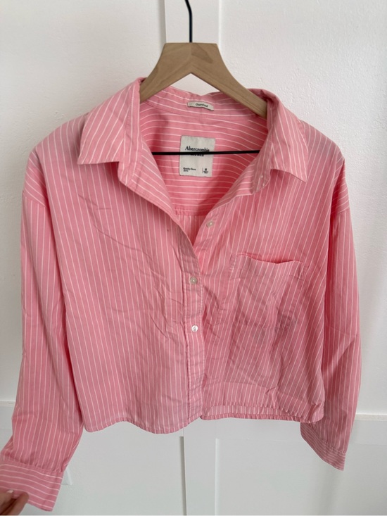 Abercrombie & Fitch Tops - Abercrombie & Fitch Pink Striped Oversized Button Down Top